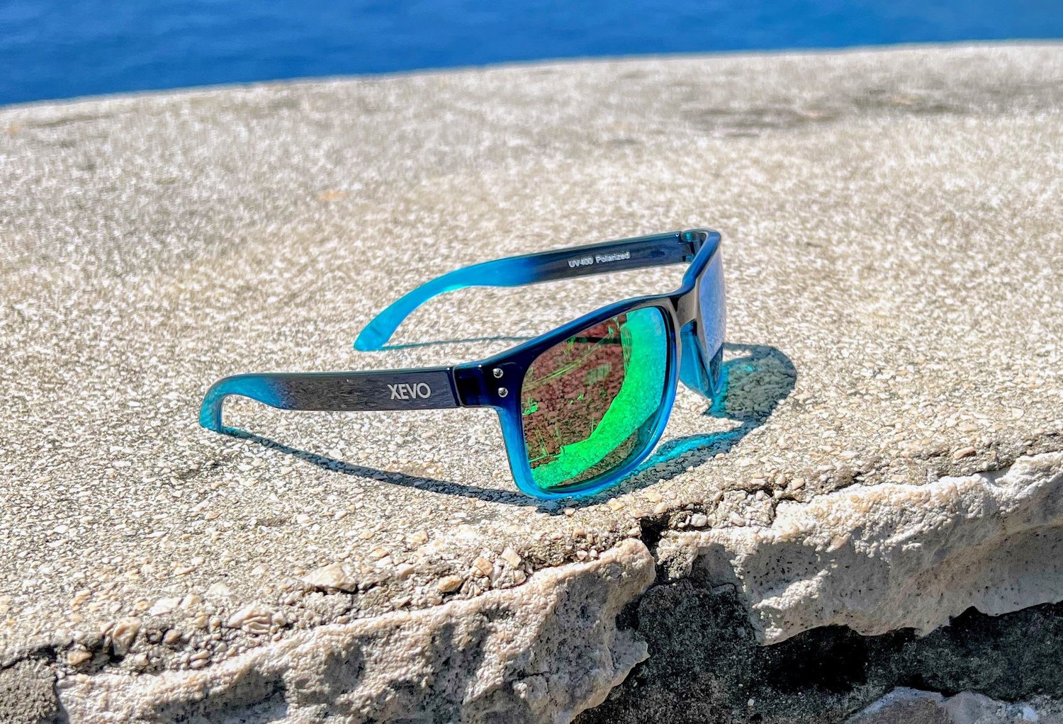 ラウレンシス POLARIZED XV BLUE LAGOON GREEN MIRROR — Xevo Optics
